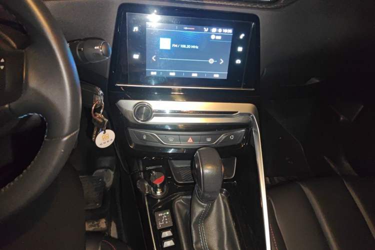 Used Peugeot 308 2019 1.6L Automatic Luxury Version China V Standard Audio And AC Panel