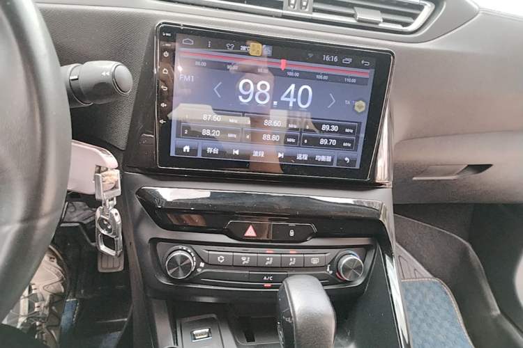 Used Peugeot 308 2019 190THP Automatic Fashion Edition China V Standard Audio And AC Panel
