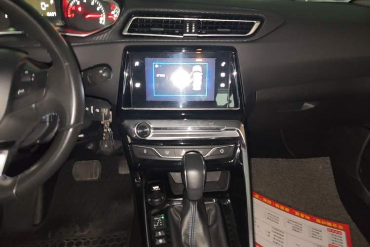 Used Peugeot 308 2019 230THP Automatic Luxury Edition China V Standard Audio And AC Panel