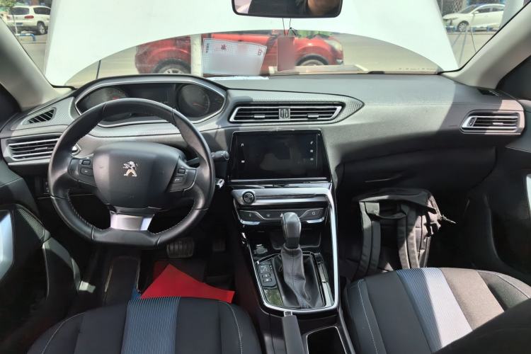 Used Peugeot 308 2019 230THP Automatic Luxury Edition China V Standard Center Console