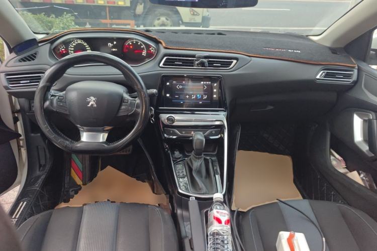Used Peugeot 308 2019 230THP Automatic Luxury Edition China V Standard Center Console