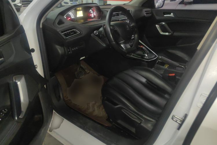 Used Peugeot 308 2019 230THP Automatic Luxury Edition China VI Standard Driver Seat