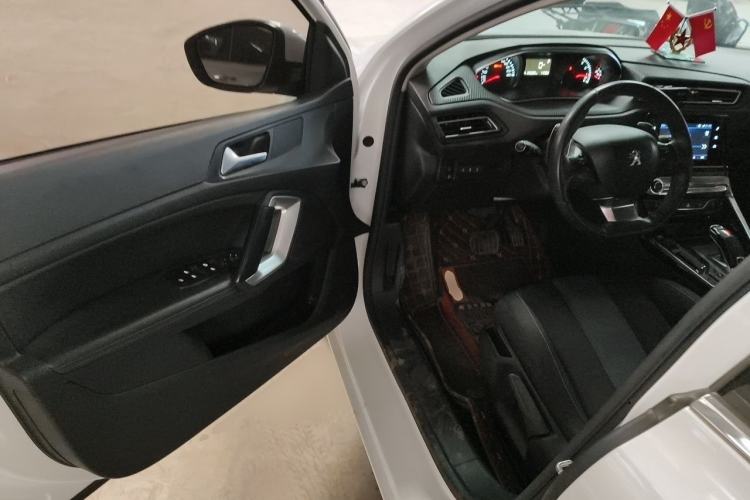 Used Peugeot 308 2019 230THP Automatic Luxury Edition China VI Standard Driver Seat