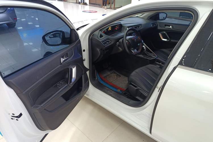 Used Peugeot 308 2019 230THP Automatic Luxury Edition China V Standard Driver Seat