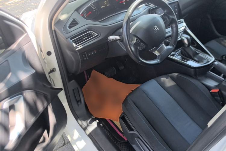 Used Peugeot 308 2019 1.6L Automatic Luxury Version China V Standard Driver Seat