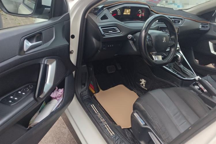Used Peugeot 308 2019 230THP Automatic Luxury Edition China V Standard Driver Seat