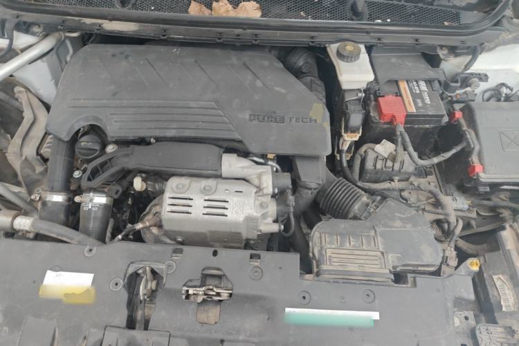 Used Peugeot 308 2019 230THP Automatic Luxury Edition China VI Standard Engine Bay