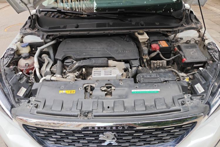 Used Peugeot 308 2019 230THP Automatic Luxury Edition China VI Standard Engine Bay