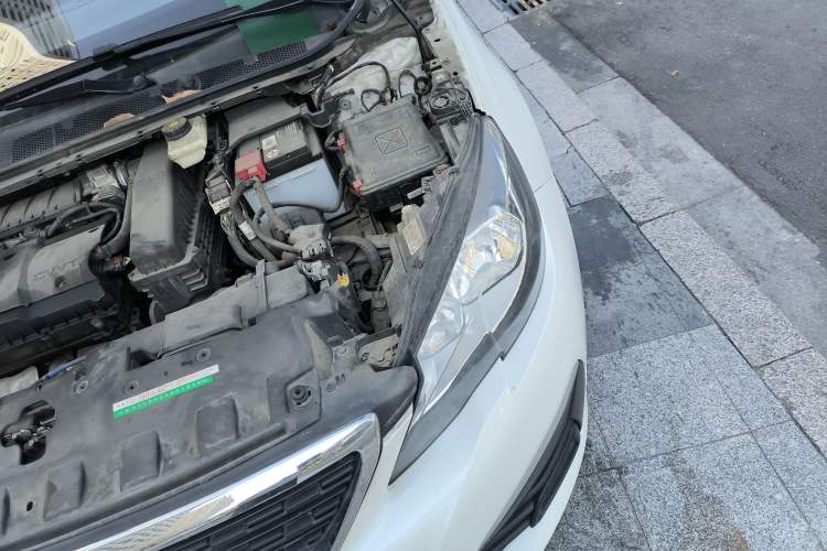 Used Peugeot 308 2019 1.6L Manual Fashion Edition China V Standard Engine Bay Left