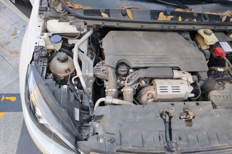 Used Peugeot 308 2019 230THP Automatic Luxury Edition China VI Standard Engine Bay Right
