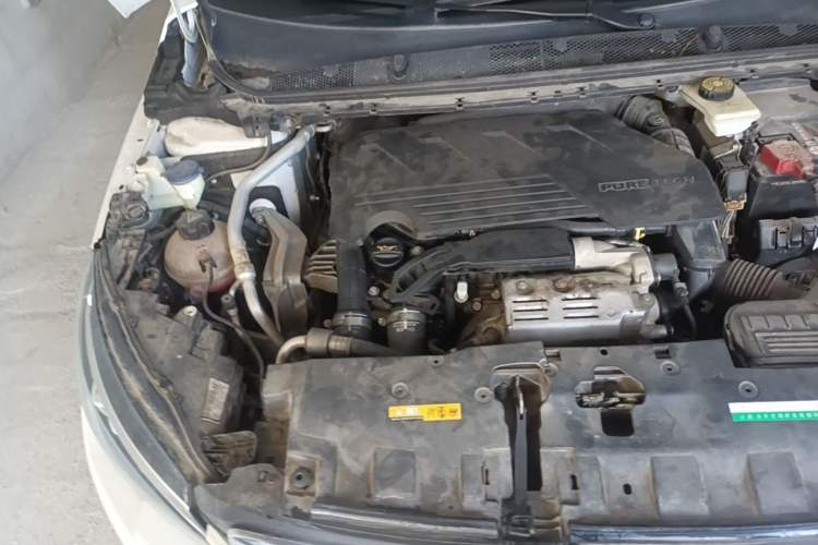Used Peugeot 308 2019 230THP Automatic Luxury Edition China VI Standard Engine Bay Right