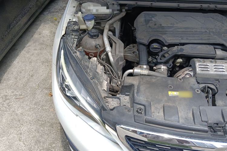 Used Peugeot 308 2019 230THP Automatic Luxury Edition China VI Standard Engine Bay Right