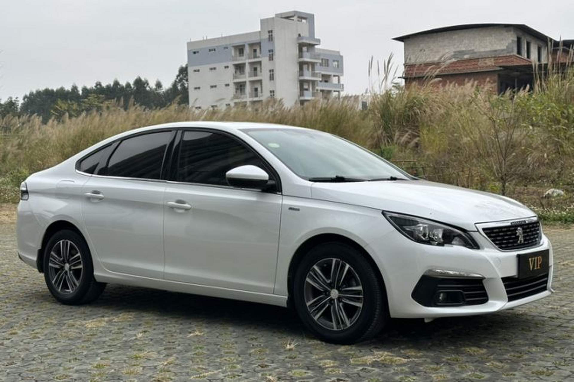 Used Peugeot 308 2019 230THP Automatic Luxury Edition China VI Standard Exterior 2