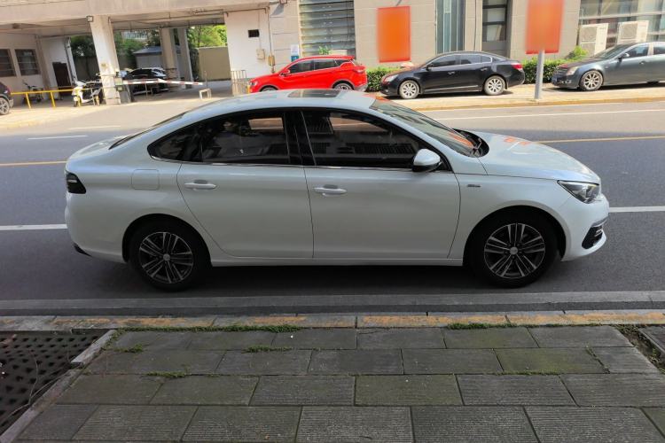 Used Peugeot 308 2019 230THP Automatic Luxury Edition China V Standard Exterior 2