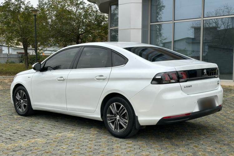 Used Peugeot 308 2019 230THP Automatic Luxury Edition China VI Standard Exterior 3