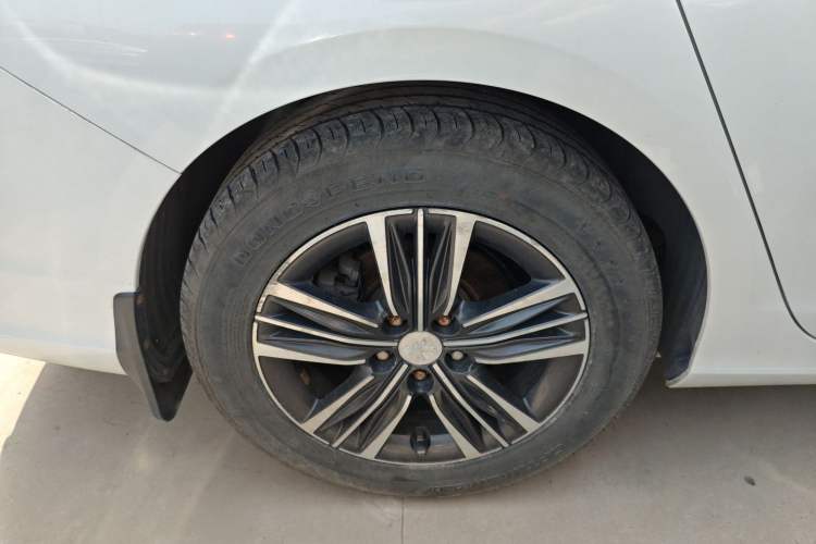 Used Peugeot 308 2019 1.6L Automatic Luxury Version China V Standard Exterior 5