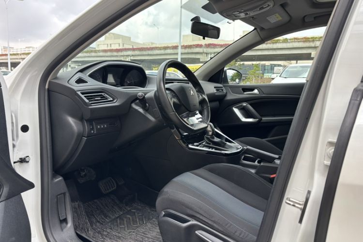 Used Peugeot 308 2019 230THP Automatic Luxury Edition China V Standard Exterior 8