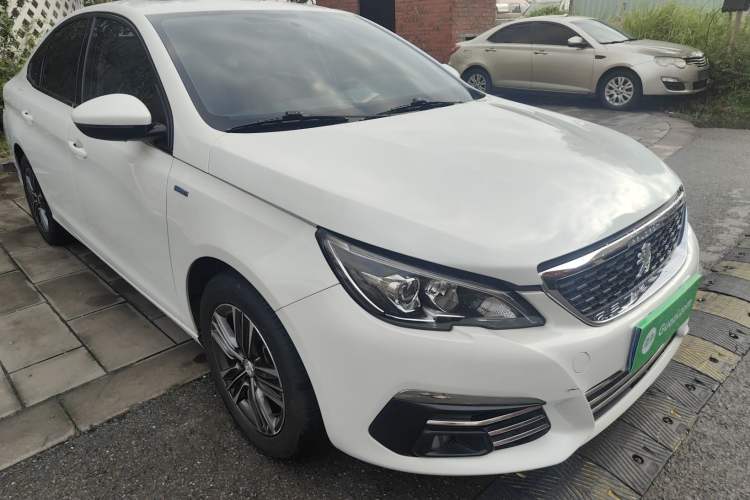Used Peugeot 308 2019 230THP Automatic Luxury Edition China VI Standard Front Right 45 Deg