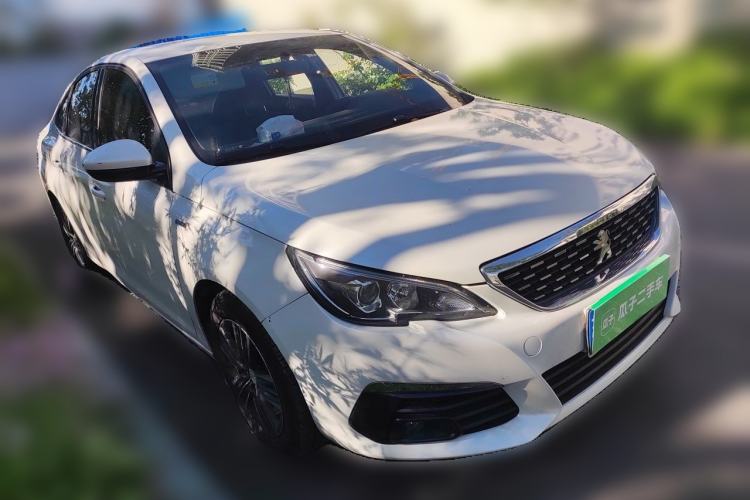 Used Peugeot 308 2019 230THP Automatic Luxury Edition China VI Standard Front Right 45 Deg