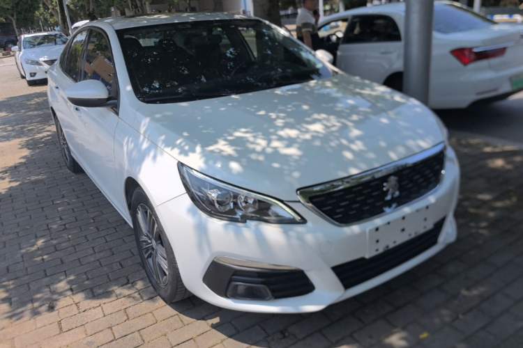 Used Peugeot 308 2019 1.6L Automatic Luxury Version China V Standard Front Right 45 Deg