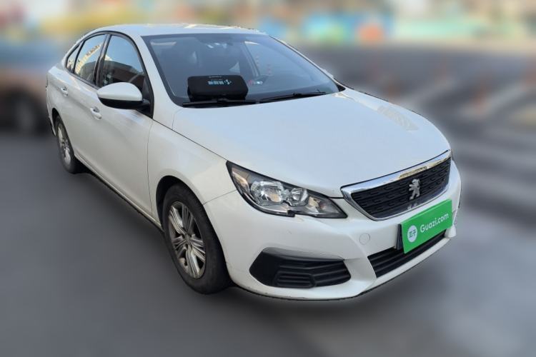 Used Peugeot 308 2019 1.6L Manual Fashion Edition China V Standard Front Right 45 Deg