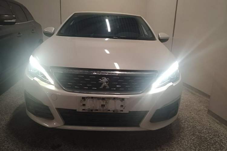 Used Peugeot 308 2019 230THP Automatic Luxury Edition China VI Standard Front