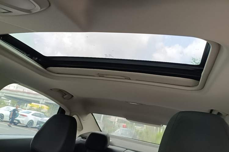 Used Peugeot 308 2019 230THP Automatic Luxury Edition China V Standard Headliner