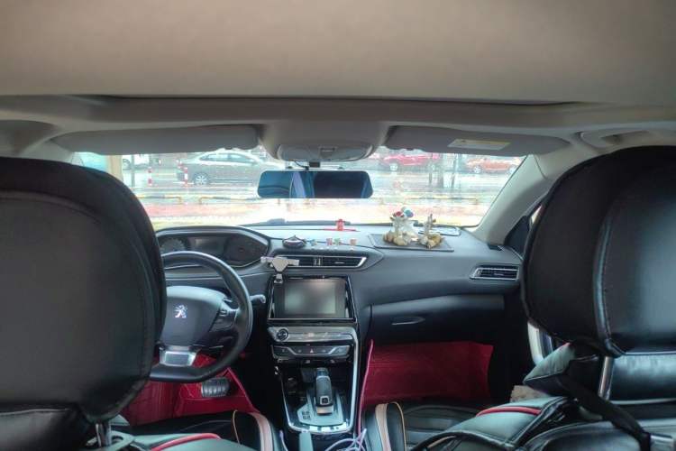 Used Peugeot 308 2019 230THP Automatic Luxury Edition China VI Standard Headliner