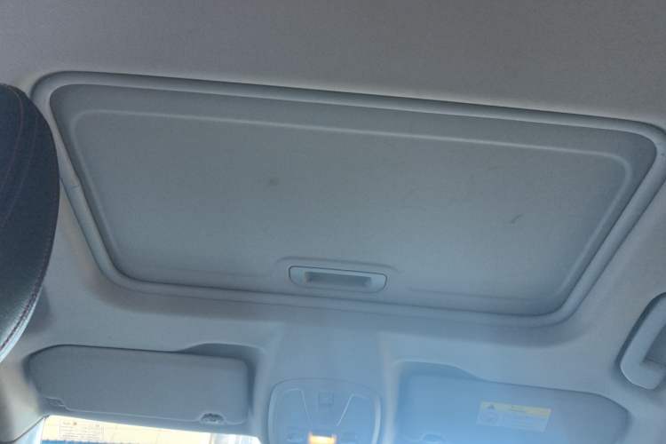 Used Peugeot 308 2019 1.6L Automatic Luxury Version China V Standard Headliner