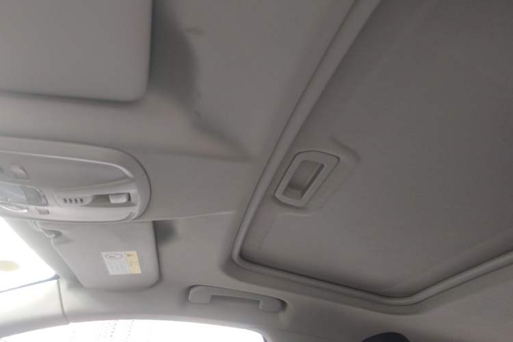 Used Peugeot 308 2019 230THP Automatic Luxury Edition China VI Standard Headliner