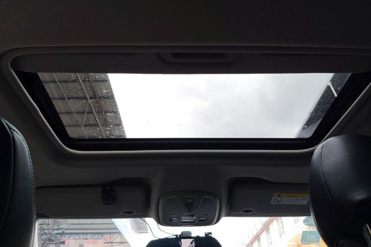 Used Peugeot 308 2019 1.6L Automatic Luxury Version China V Standard Headliner