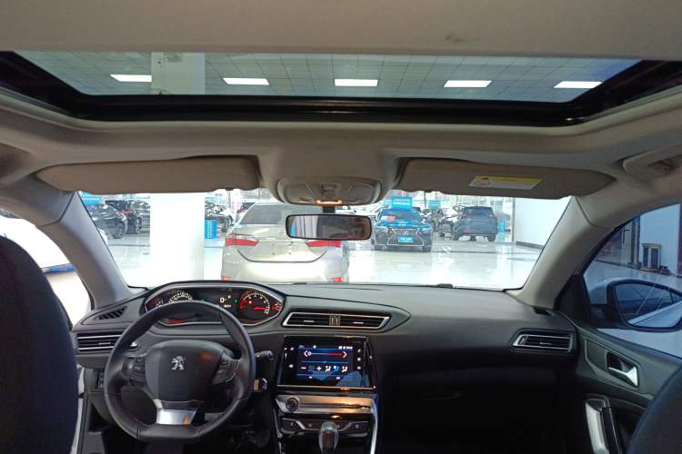 Used Peugeot 308 2019 230THP Automatic Luxury Edition China V Standard Headliner