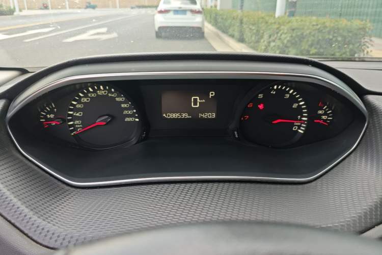Used Peugeot 308 2019 1.6L Automatic Luxury Version China V Standard Instrument Cluster