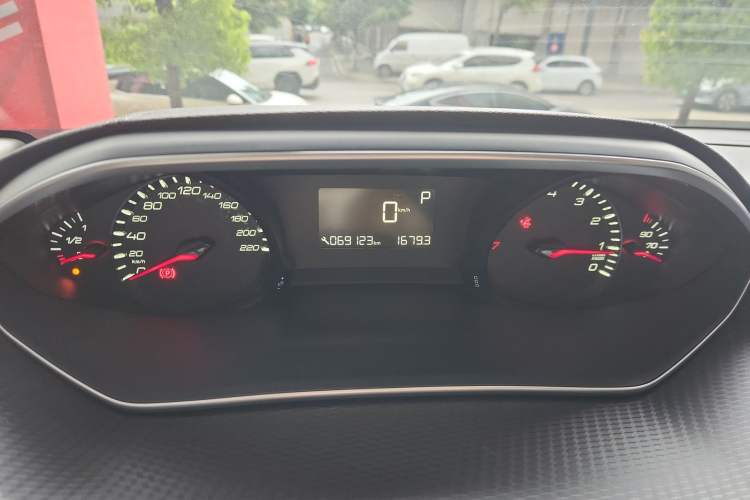 Used Peugeot 308 2019 1.6L Automatic Luxury Version China V Standard Instrument Cluster