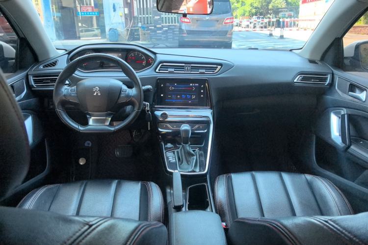 Used Peugeot 308 2019 1.6L Automatic Luxury Version China V Standard Interior 2