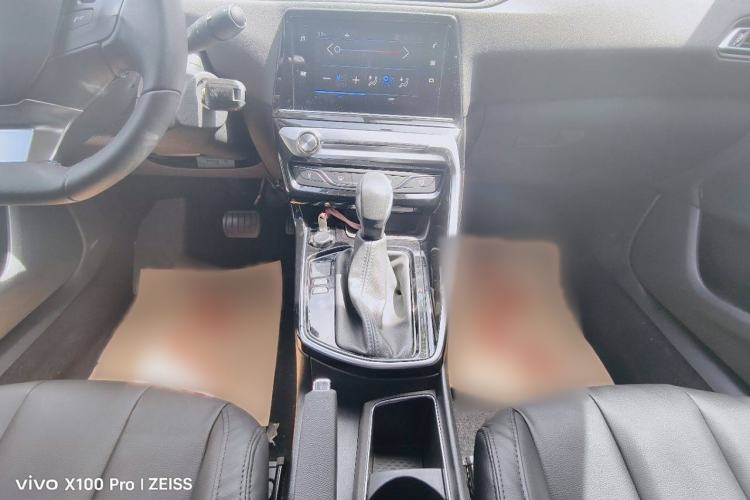 Used Peugeot 308 2019 230THP Automatic Luxury Edition China V Standard Interior 3