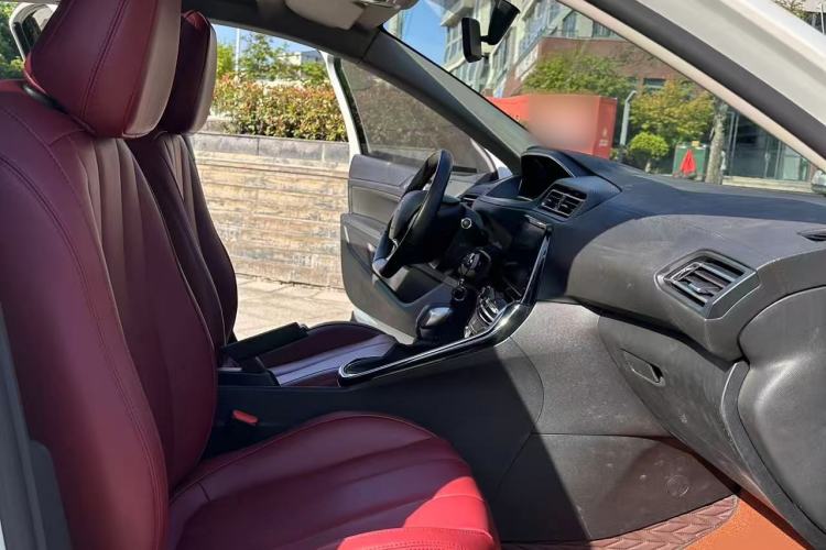 Used Peugeot 308 2019 230THP Automatic Luxury Edition China V Standard Interior 3