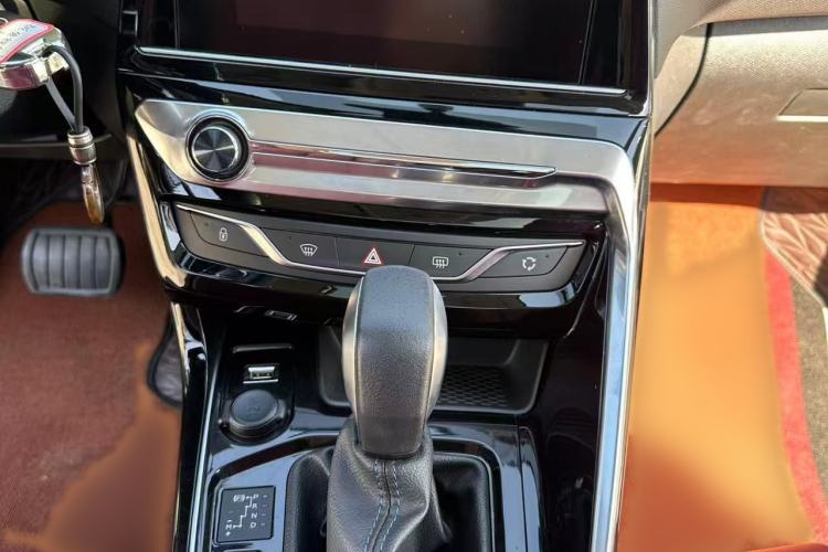 Used Peugeot 308 2019 230THP Automatic Luxury Edition China V Standard Interior 5