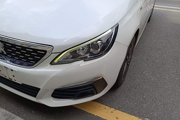 Used Peugeot 308 2019 230THP Automatic Luxury Edition China V Standard Left Front Headlight
