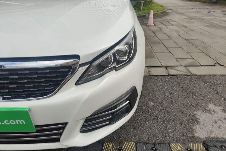 Used Peugeot 308 2019 230THP Automatic Luxury Edition China VI Standard Left Front Headlight