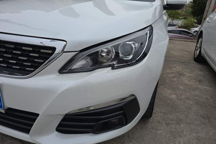 Used Peugeot 308 2019 1.6L Automatic Luxury Version China V Standard Left Front Headlight
