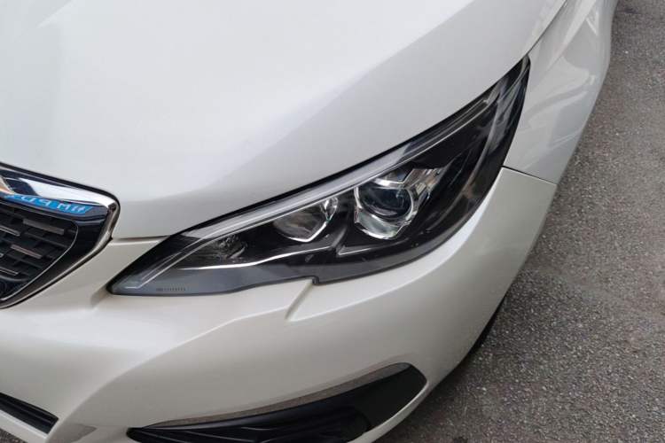 Used Peugeot 308 2019 1.6L Automatic Luxury Version China V Standard Left Front Headlight