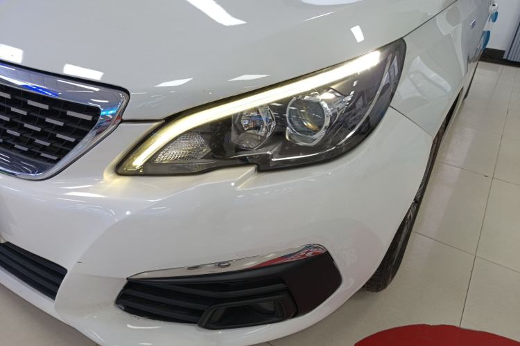 Used Peugeot 308 2019 230THP Automatic Luxury Edition China V Standard Left Front Headlight