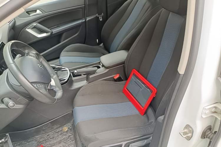 Used Peugeot 308 2019 230THP Automatic Luxury Edition China V Standard Left Front Seat