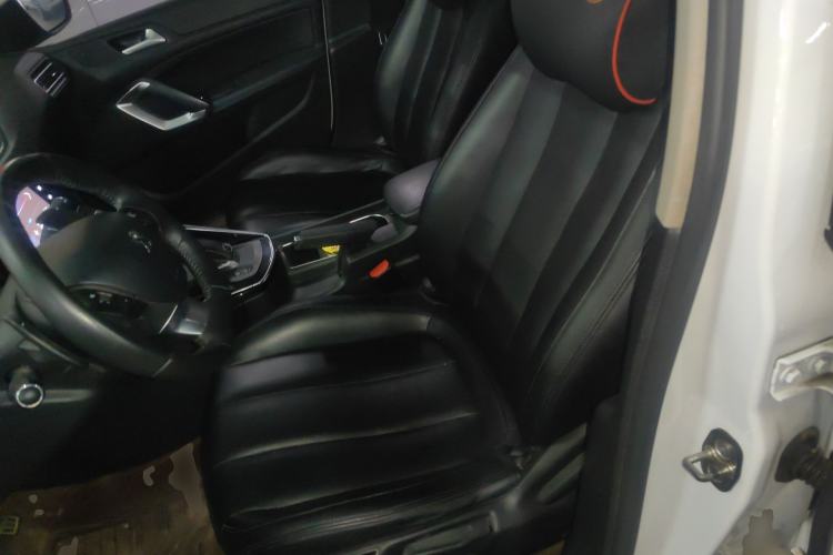 Used Peugeot 308 2019 230THP Automatic Luxury Edition China VI Standard Left Front Seat