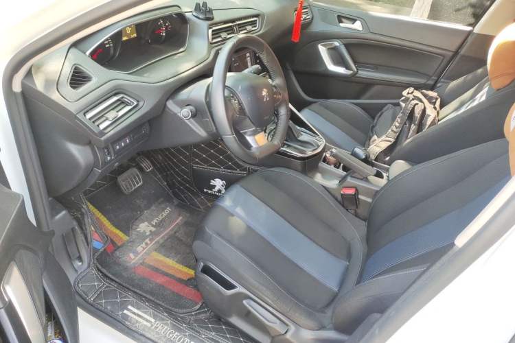Used Peugeot 308 2019 230THP Automatic Luxury Edition China V Standard Left Front Seat
