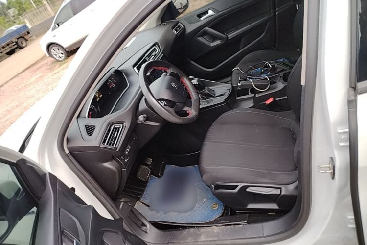 Used Peugeot 308 2019 190THP Automatic Fashion Edition China V Standard Left Front Seat
