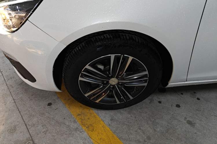 Used Peugeot 308 2019 230THP Automatic Luxury Edition China V Standard Left Front Wheel Hub