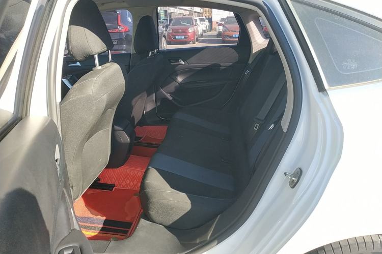 Used Peugeot 308 2019 230THP Automatic Luxury Edition China VI Standard Left Rear Seat