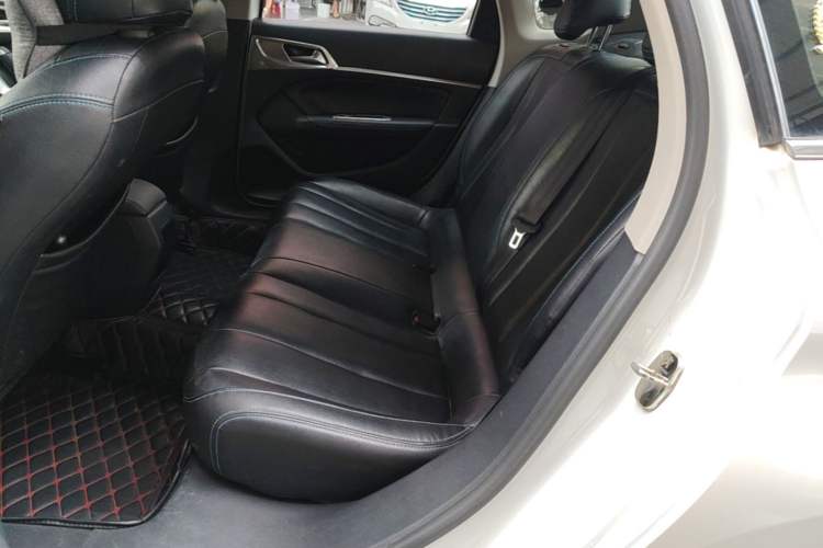 Used Peugeot 308 2019 1.6L Automatic Luxury Version China V Standard Left Rear Seat